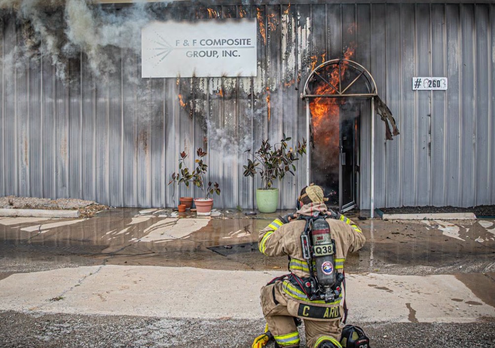 /irving_images/stories/fire-071626.jpg